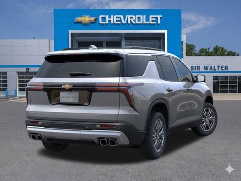 New 2026 Chevrolet Traverse LT image 5