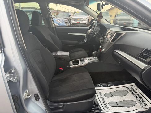 Used 2014 Subaru Legacy 2.5i Premium w/ Moonroof Package AWD/4WD image 15