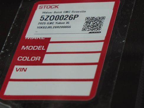 Used 2025 GMC Yukon XL Denali w/ Sun & Power Step Package AWD/4WD image 34