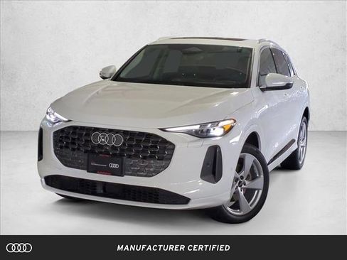 Certified 2025 Audi Q5 Premium Plus w/ Premium Plus image 1