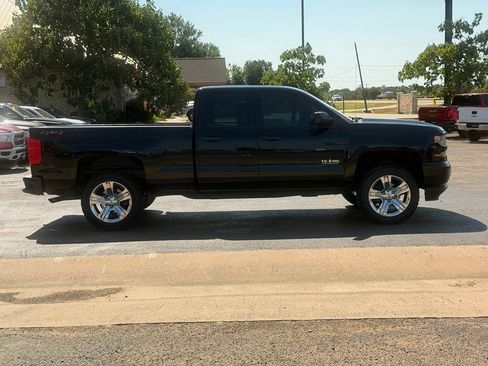 Used 2018 Chevrolet Silverado 1500 Custom w/ Texas Edition AWD/4WD image 4