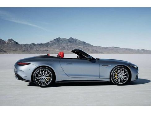 New 2025 Mercedes-Benz SL 63 AMG 4MATIC image 18