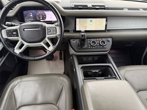 Used 2020 Land Rover Defender 110 HSE image 10