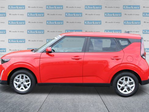 Used 2024 Kia Soul LX w/ Option Group 015 image 10