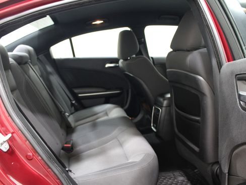 Used 2019 Dodge Charger SXT image 22