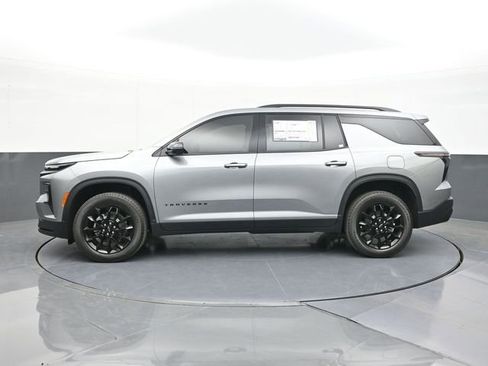 New 2026 Chevrolet Traverse LT w/ Midnight/Sport Edition FWD image 8