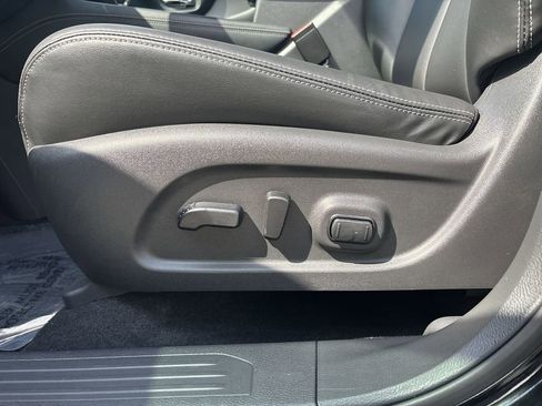 Certified 2024 Nissan Murano SV w/ SV Midnight Edition Package FWD image 21