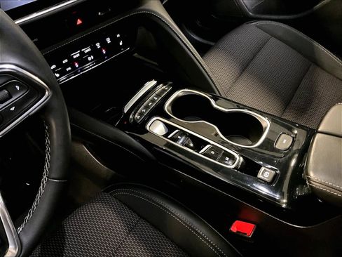 Used 2021 Buick Envision Preferred image 21