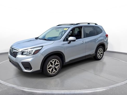 Used 2020 Subaru Forester Premium w/ Popular Package #1 AWD/4WD image 4