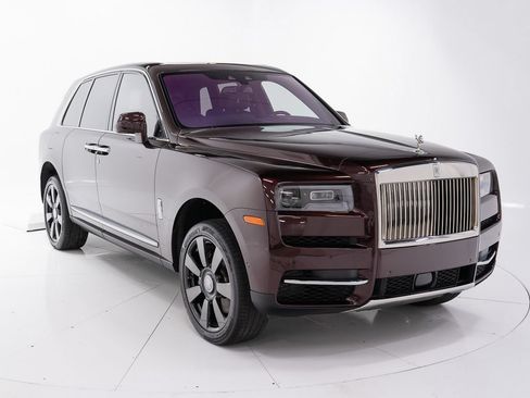 Certified 2023 Rolls-Royce Cullinan AWD/4WD image 7