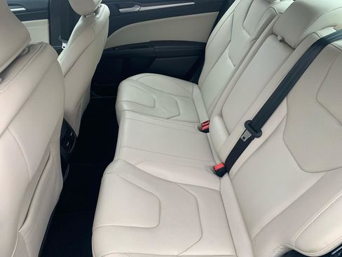 Used 2017 Ford Fusion Titanium image 12