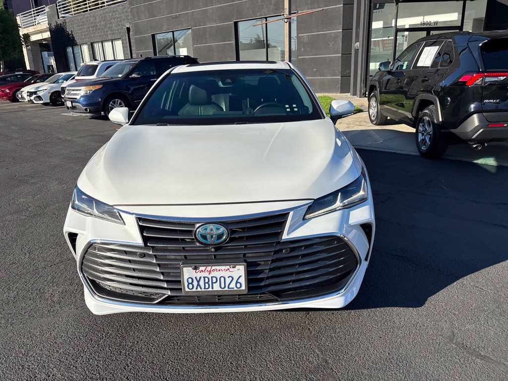 Used 2021 Toyota Avalon Limited w/ Advanced Safety Package FWD image 10