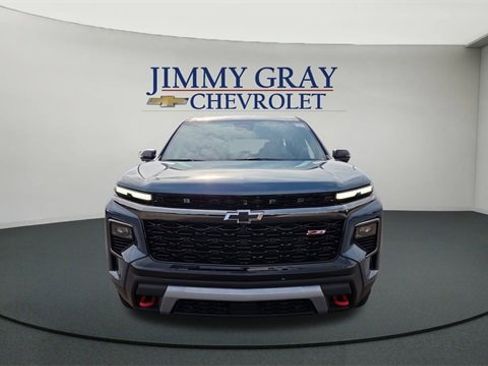 New 2026 Chevrolet Traverse Z71 w/ Driver Confidence Package image 8