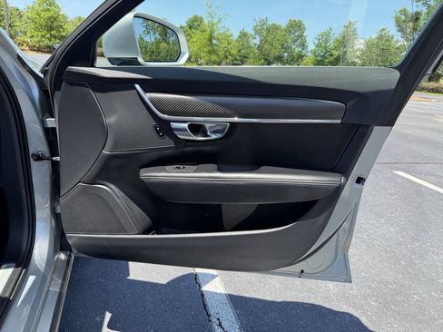 Used 2018 Volvo V90 T5 R-Design FWD image 16
