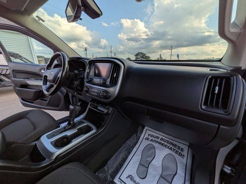 Used 2017 Chevrolet Colorado LT w/ LT Convenience Package AWD/4WD image 19