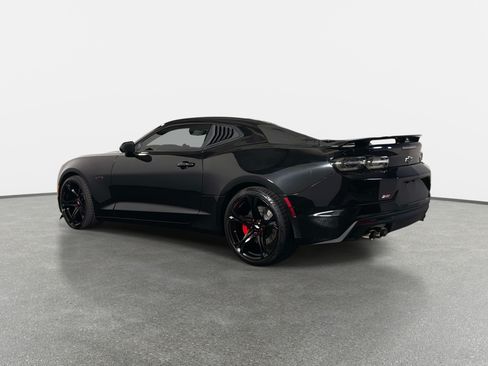 Used 2022 Chevrolet Camaro SS RWD image 9