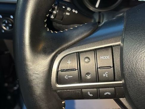 Used 2023 Lexus GX 460 Premium w/ Premium Package image 15