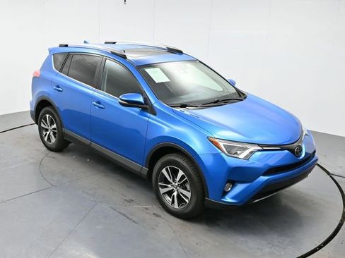 Used 2018 Toyota RAV4 XLE w/ Plus Extra Value Package image 34