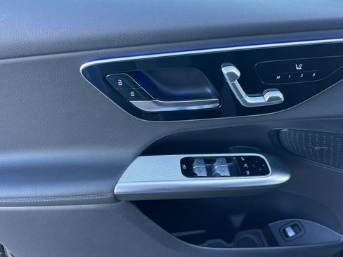 New 2026 Mercedes-Benz GLC 300 image 14