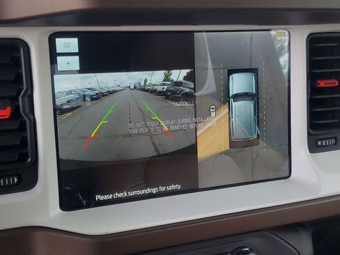 New 2024 Ford Bronco Heritage Edition image 21