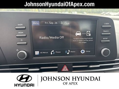 Used 2025 Hyundai Elantra Sport FWD image 31