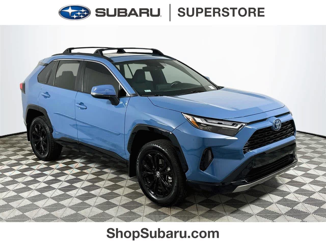 Used 2022 Toyota RAV4 SE w/ Convenience Package AWD/4WD image 1