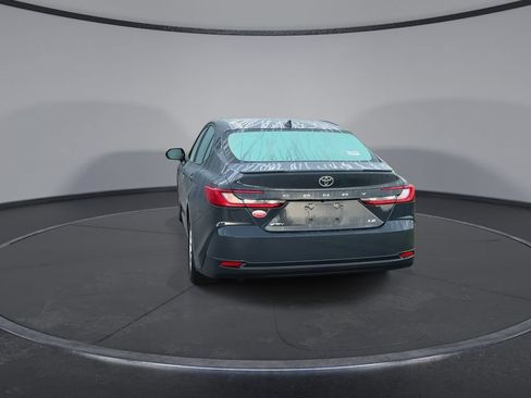 Used 2025 Toyota Camry LE w/ Convenience Package FWD image 7
