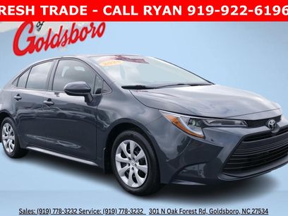 Used 2025 Toyota Corolla LE