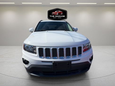 Used 2015 Jeep Compass Latitude w/ Sun/Sound Group image 6