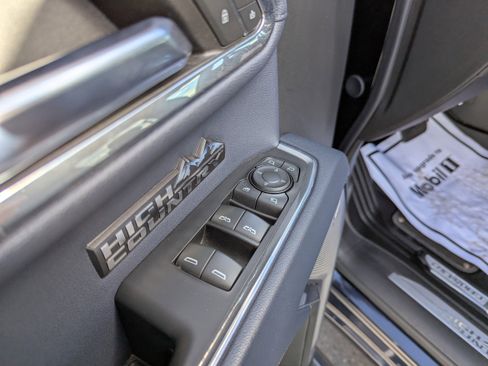 Certified 2024 Chevrolet Silverado 1500 High Country w/ Technology Package image 11