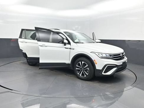 Used 2022 Volkswagen Tiguan S AWD/4WD image 44