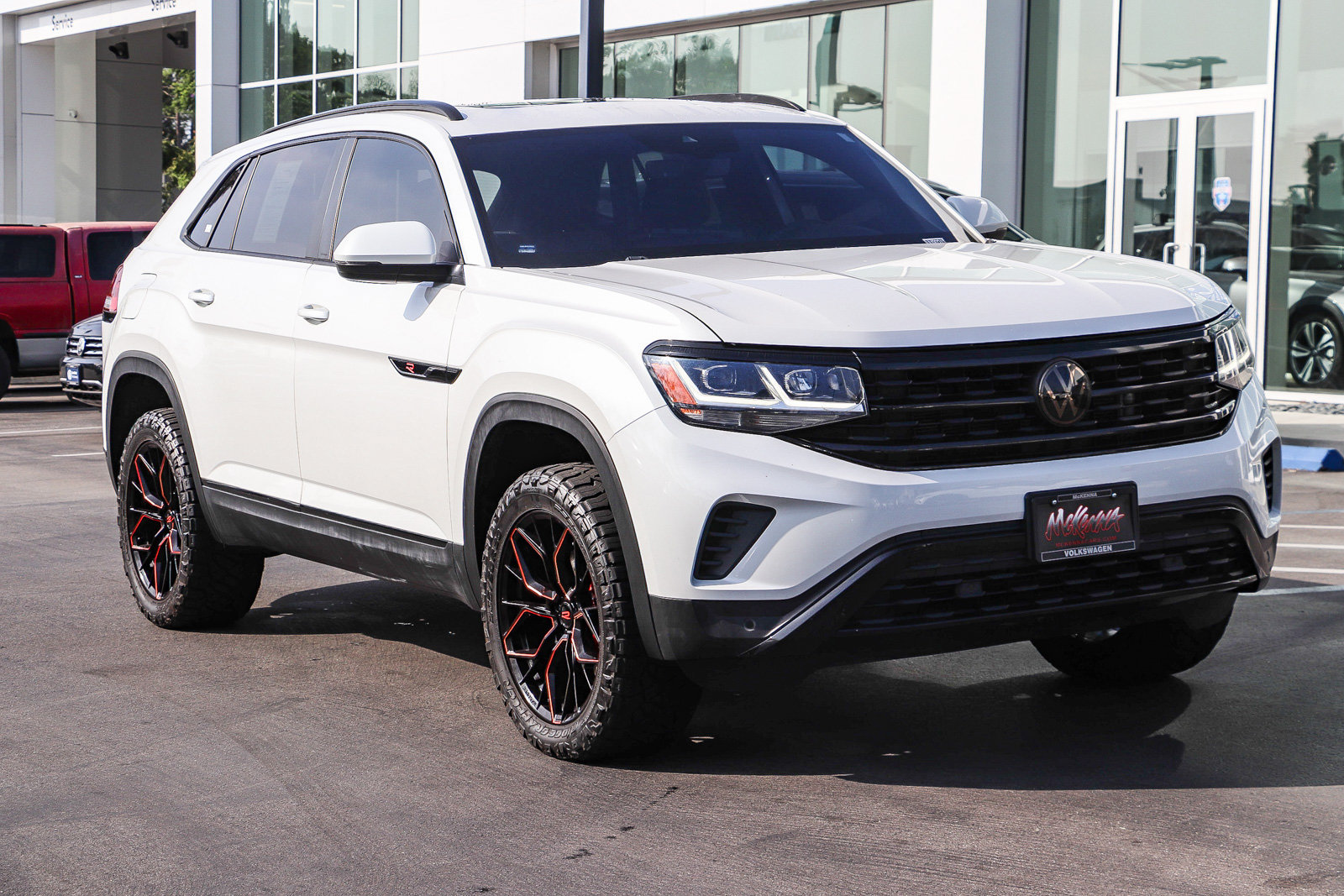 Used 2023 Volkswagen Atlas Cross Sport SEL AWD/4WD image 3