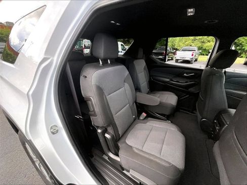 Used 2023 Chevrolet Traverse LT AWD/4WD image 15
