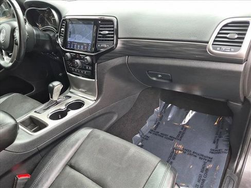 Used 2019 Jeep Grand Cherokee Altitude AWD/4WD image 28