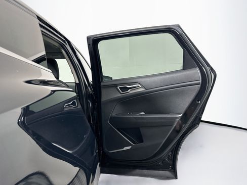Used 2025 Kia Sportage LX FWD image 29