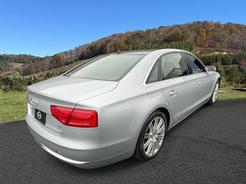 Used 2011 Audi A8 L 4.2 image 7