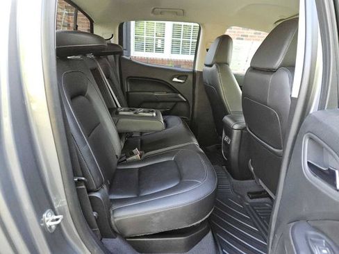 Used 2019 Chevrolet Colorado ZR2 AWD/4WD image 32