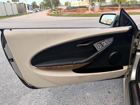 Used 2007 BMW 650i Convertible RWD image 15