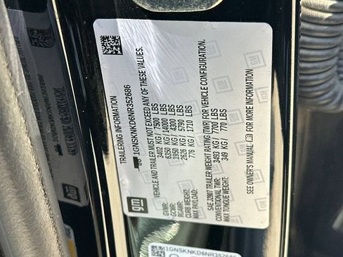 Used 2022 Chevrolet Tahoe LT w/ Luxury Package AWD/4WD image 29