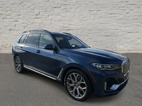 Used 2021 BMW X7 xDrive40i w/ Premium Package 2 image 7