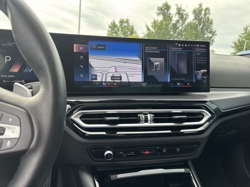 Certified 2024 BMW 230i Coupe w/ Premium Package RWD image 31