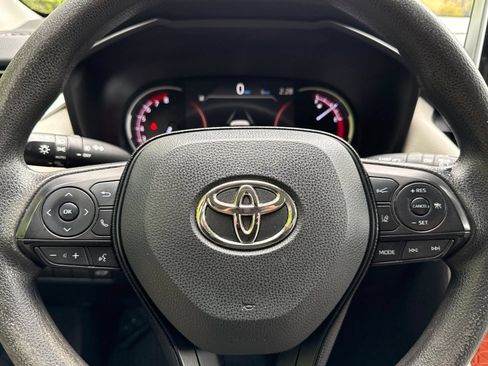 Used 2019 Toyota RAV4 Adventure AWD/4WD image 23