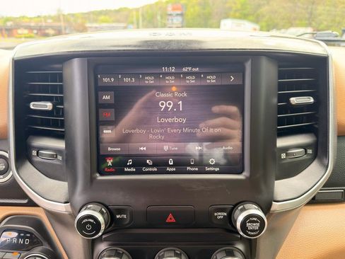 Used 2019 RAM 1500 Big Horn AWD/4WD image 15