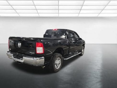 Used 2024 RAM 2500 Tradesman w/ Chrome Appearance Group AWD/4WD image 5