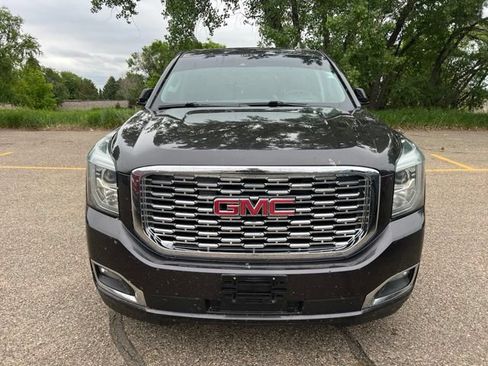 Used 2018 GMC Yukon Denali AWD/4WD image 2