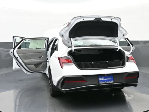 Certified 2026 Hyundai Elantra Sport image 53