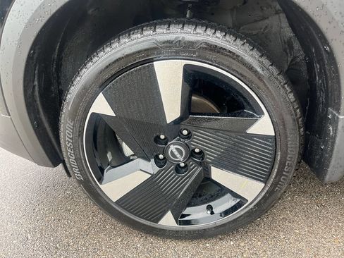 Certified 2026 Nissan Kicks SR FWD image 28