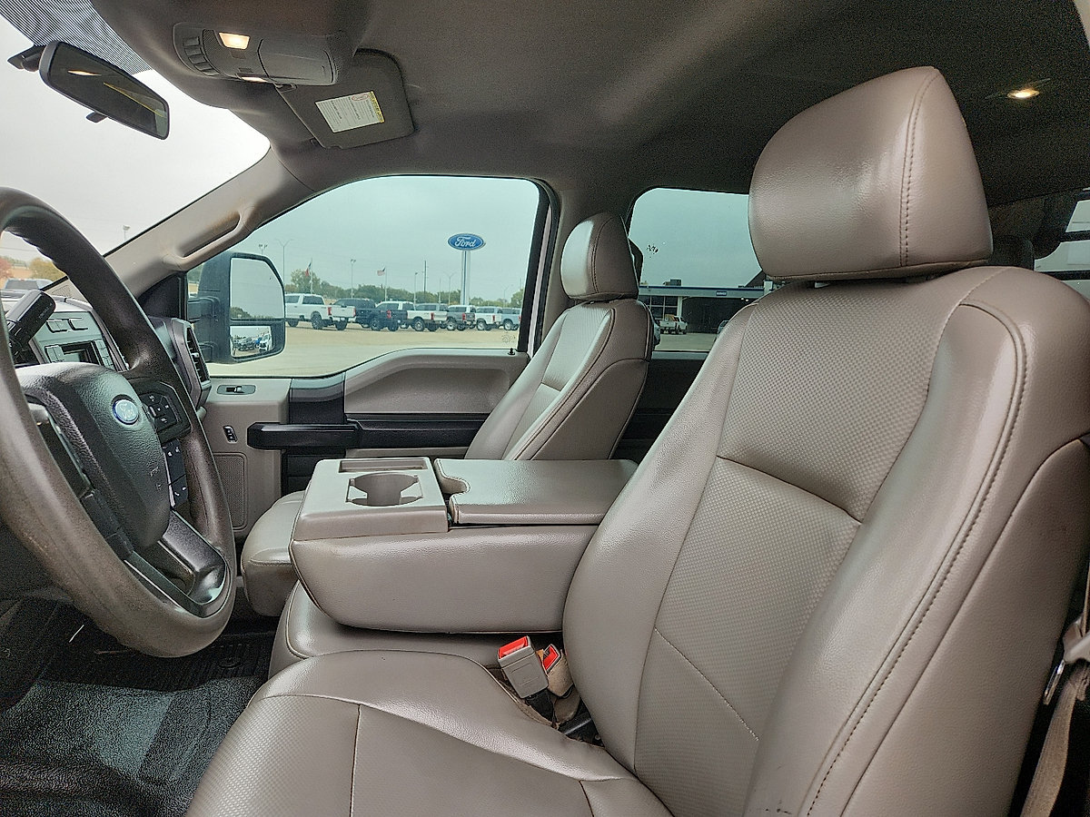 Used 2018 Ford F250 XL w/ Power Equipment Group AWD/4WD image 18