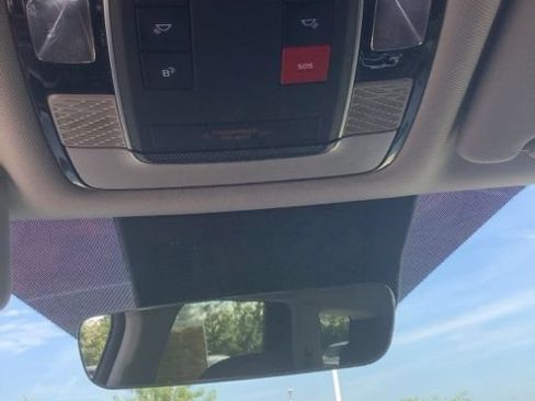 Used 2024 Hyundai Palisade SEL FWD image 32