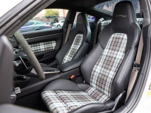 Certified 2025 Porsche 911 Turbo S AWD/4WD image 4